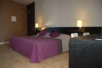 - Country Boutique Hotel 4*