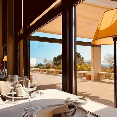 - Country Boutique Hotel 4*