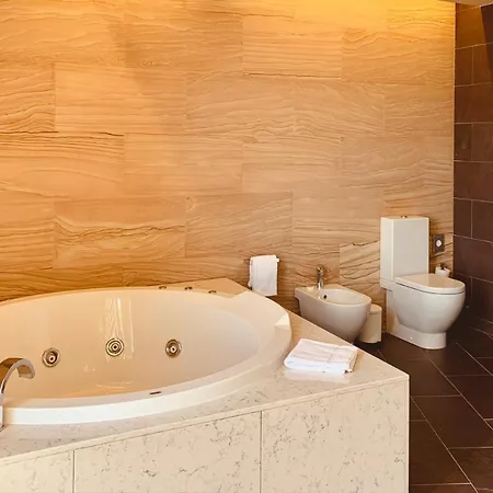 - Country Boutique Hotel 4*